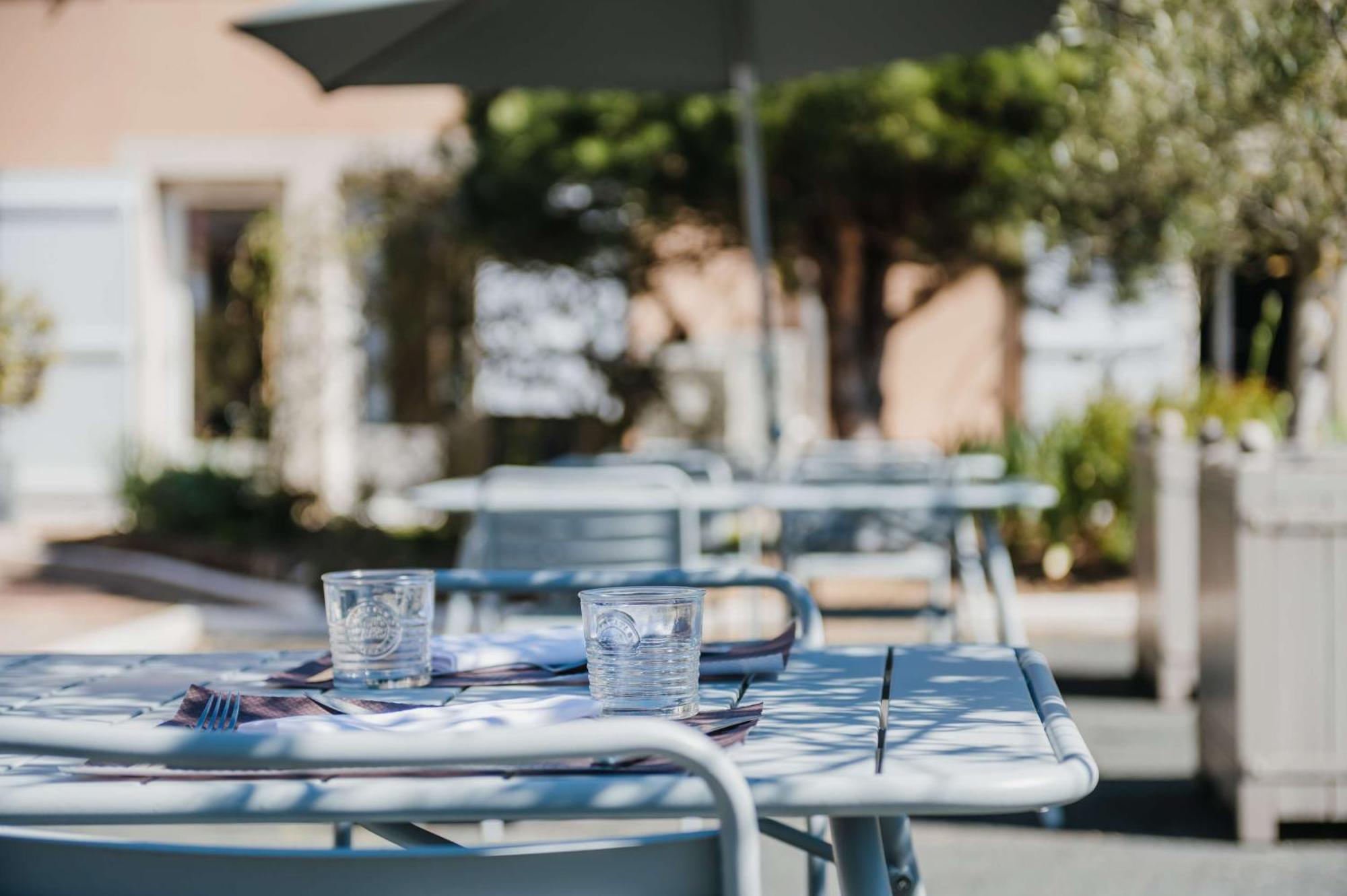 Sure Hotel By Best Western Chateauroux Exterior photo